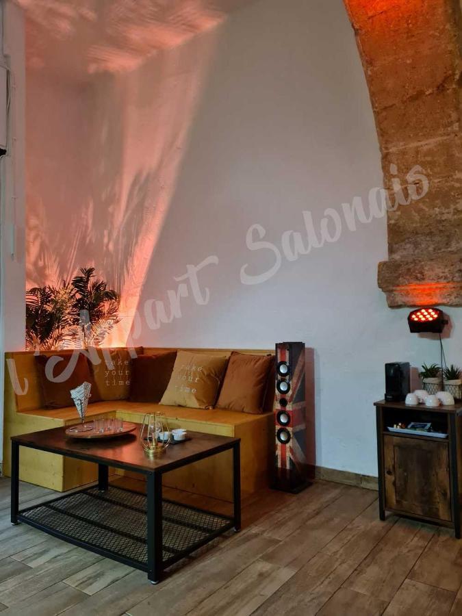 Appartement 70m2 avec jacuzzi privatif Salon-de-Provence Extérieur photo