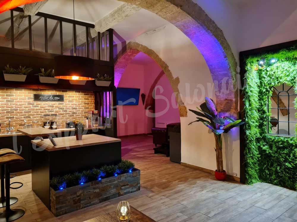 Appartement 70m2 avec jacuzzi privatif Salon-de-Provence Extérieur photo