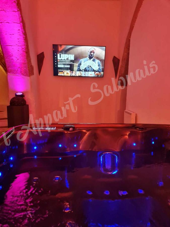 Appartement 70m2 avec jacuzzi privatif Salon-de-Provence Extérieur photo